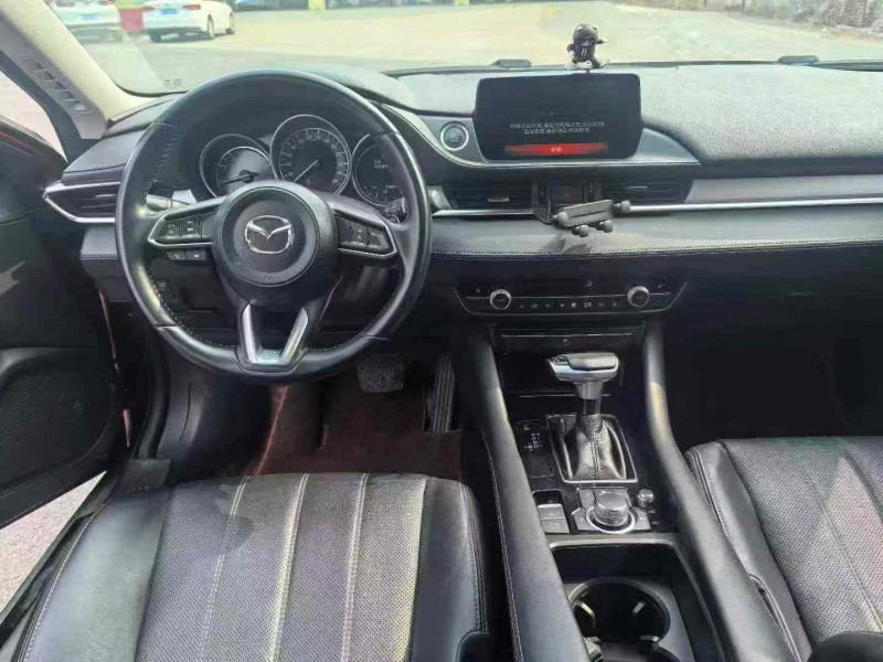 保定21年馬自達阿特茲4