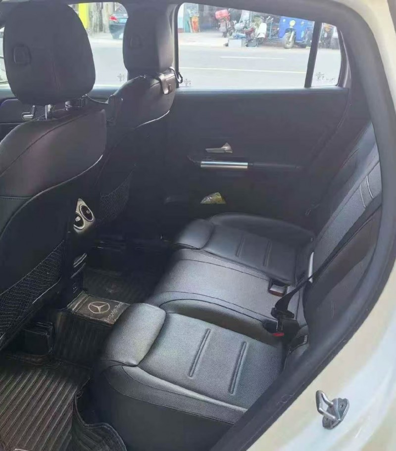 广州20年奔驰GLA5