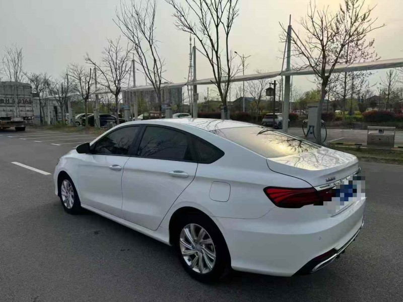 济宁21年吉利缤瑞9