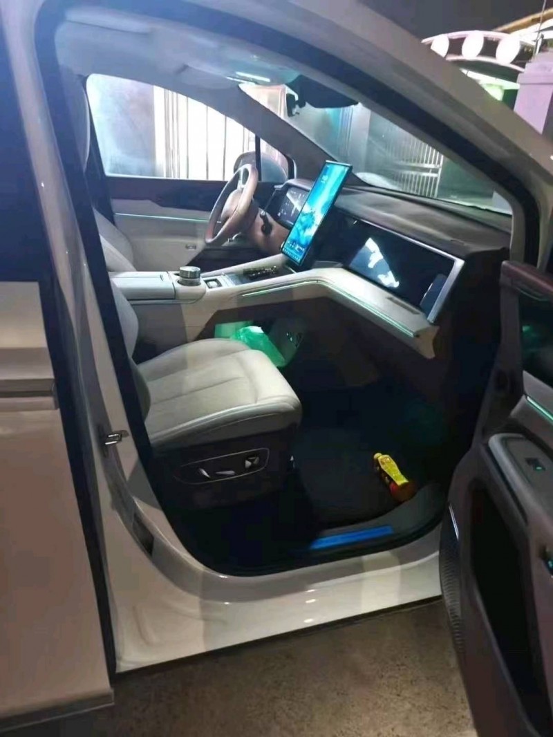 安阳25年比亚迪夏7