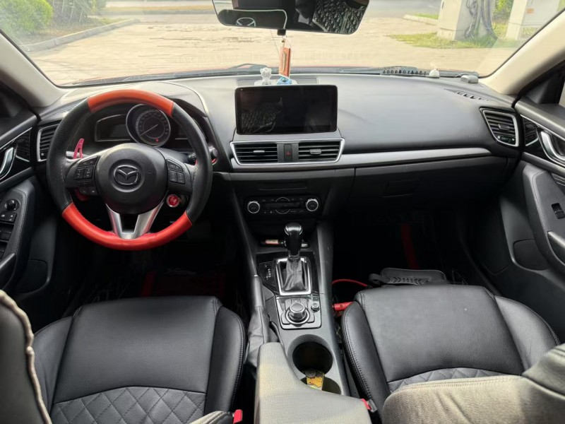 徐州15年马自达昂克赛拉8