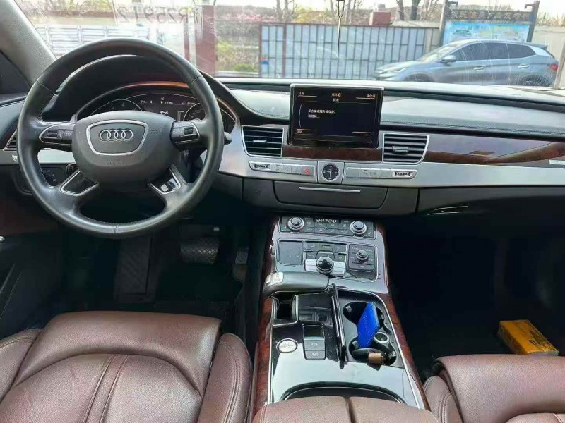 淄博13年奥迪A8L6
