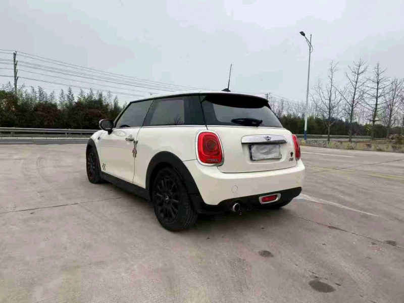 徐州20年宝马迷你7