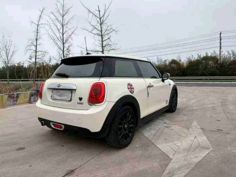 徐州20年宝马迷你8