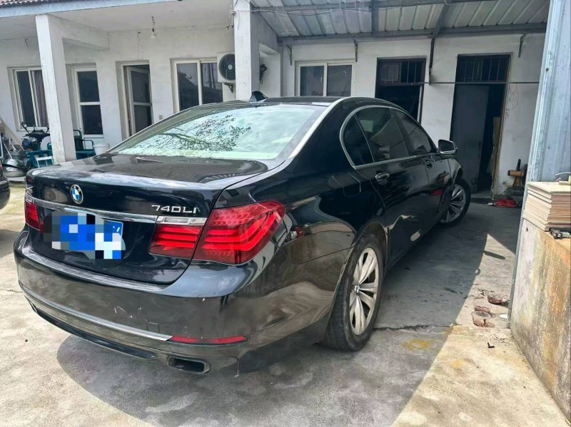 徐州14年宝马7系8