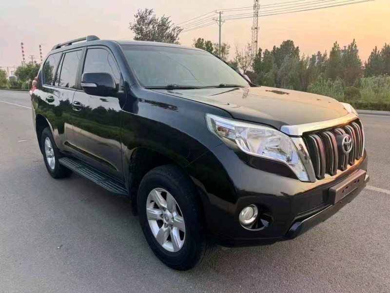 滨州17年丰田普拉多2