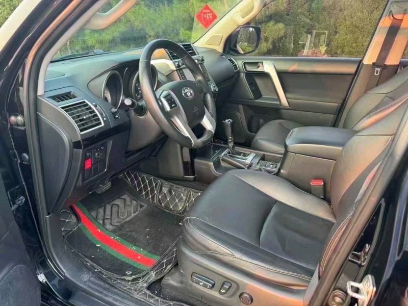 滨州17年丰田普拉多9