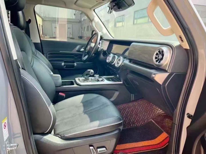 济宁23年长城汽车坦克4