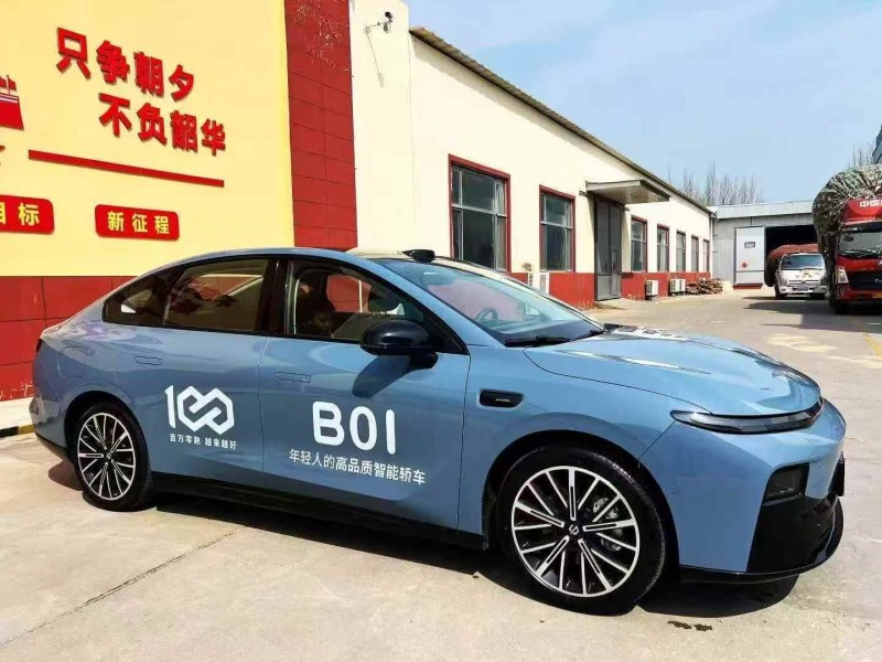 潍坊25年零跑汽车B012