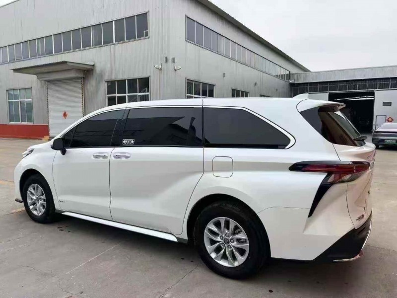 东营24年丰田格瑞维亚9