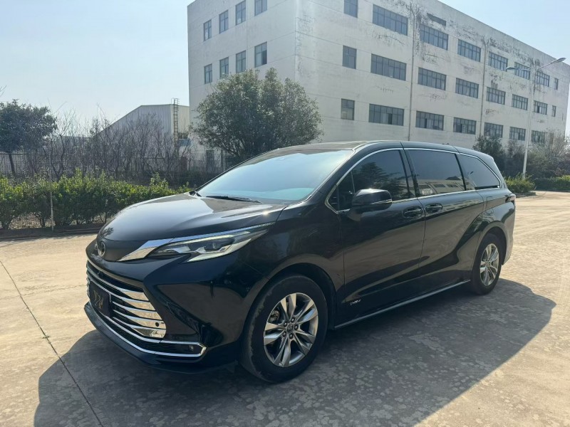 许昌24年丰田塞纳6