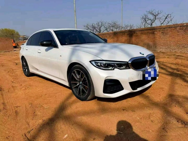 唐山22年宝马3系3