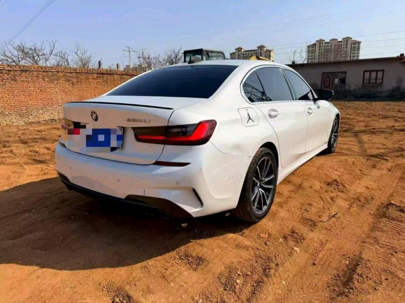 唐山22年宝马3系6