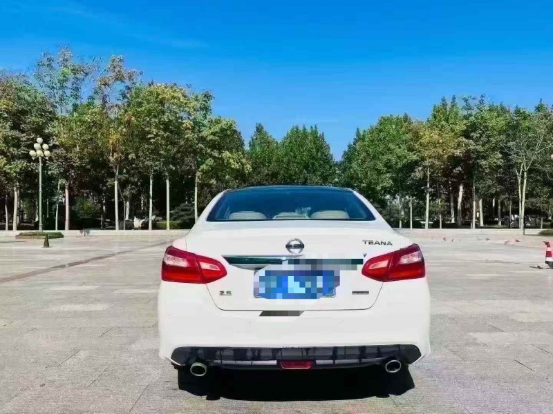 潍坊17年日产天籁9