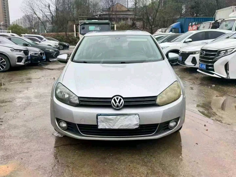长沙13年大众高尔夫1
