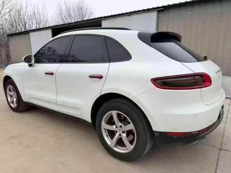 烟台17年保时捷Macan8