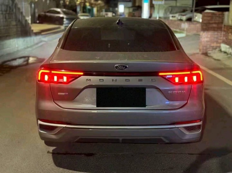 福州22年福特蒙迪欧8