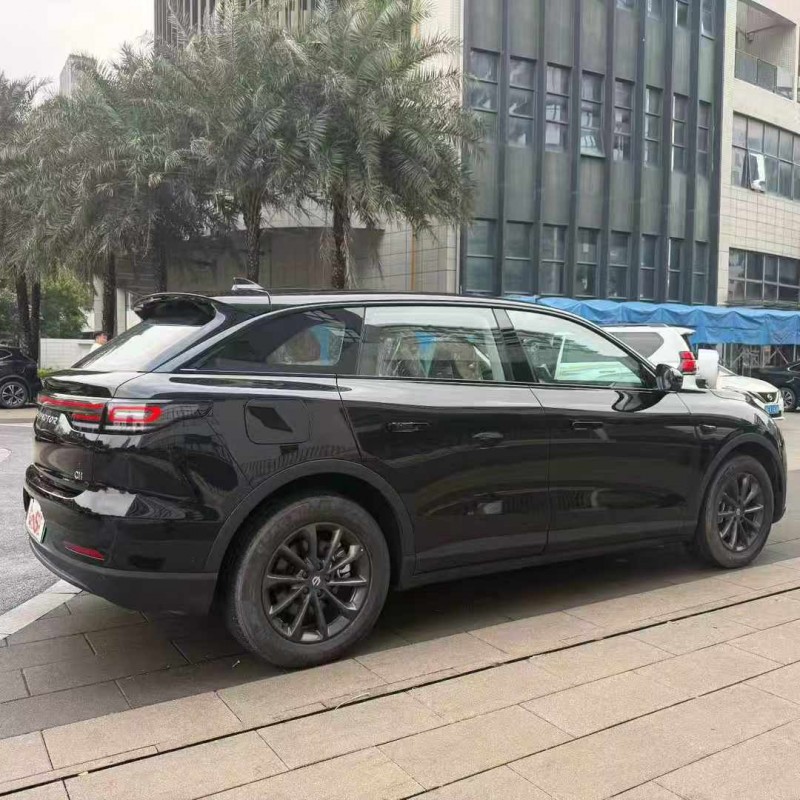 佛山25年零跑汽车C117