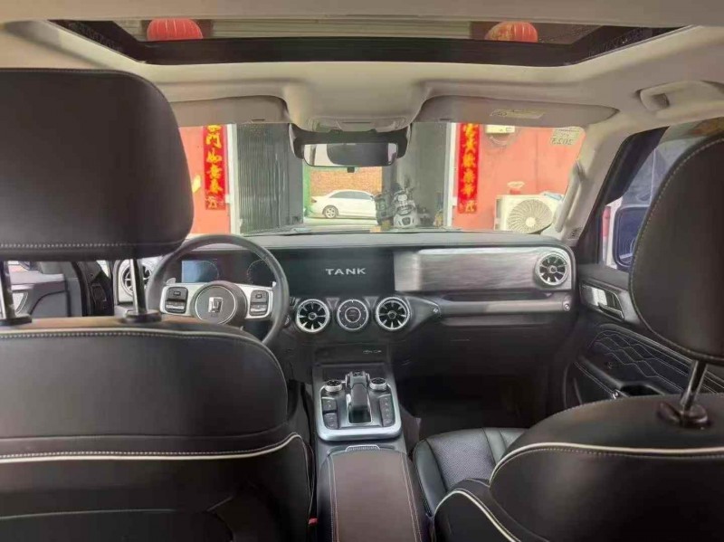 安陽21年長城汽車坦克5