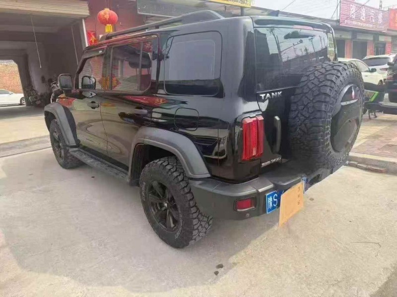 安陽21年長城汽車坦克7