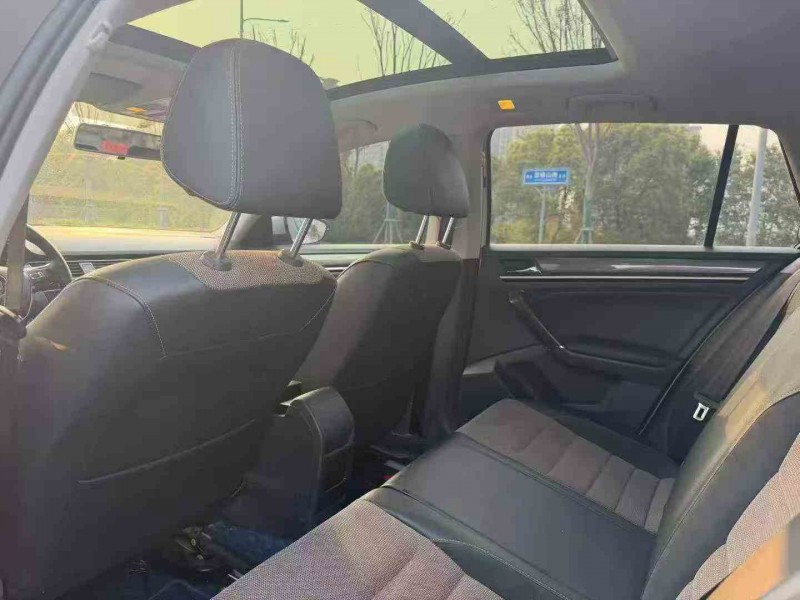 张家界18年大众蔚领6