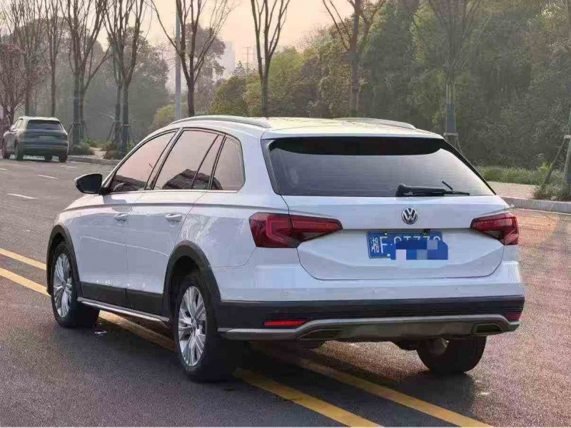 张家界18年大众蔚领8