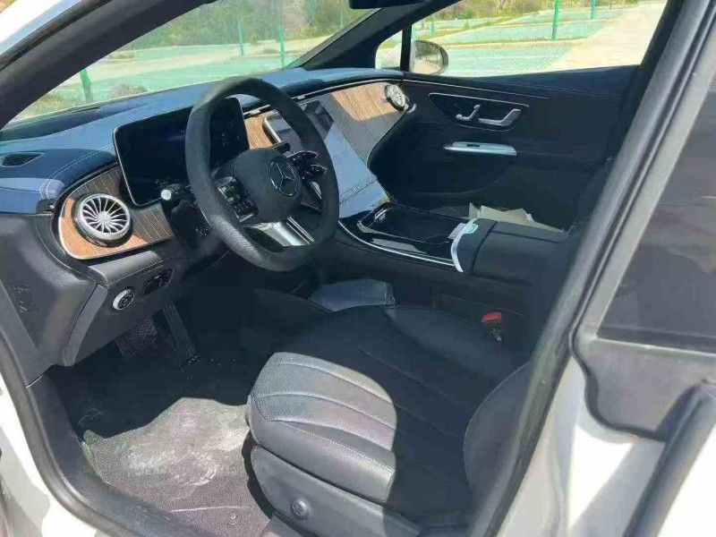 漢中26年奔馳EQE4