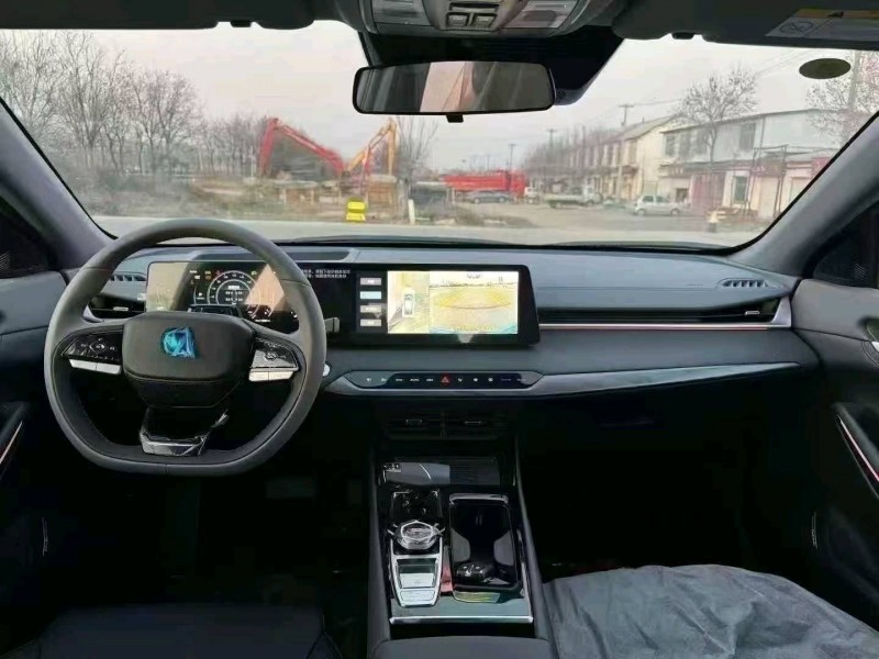 東營25年長安汽車銳程2