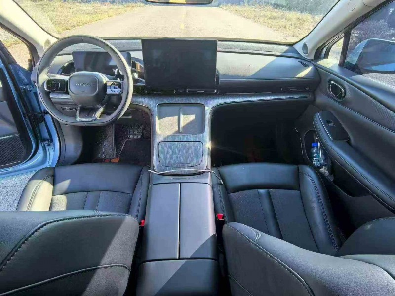 保定24年傳祺埃安S4