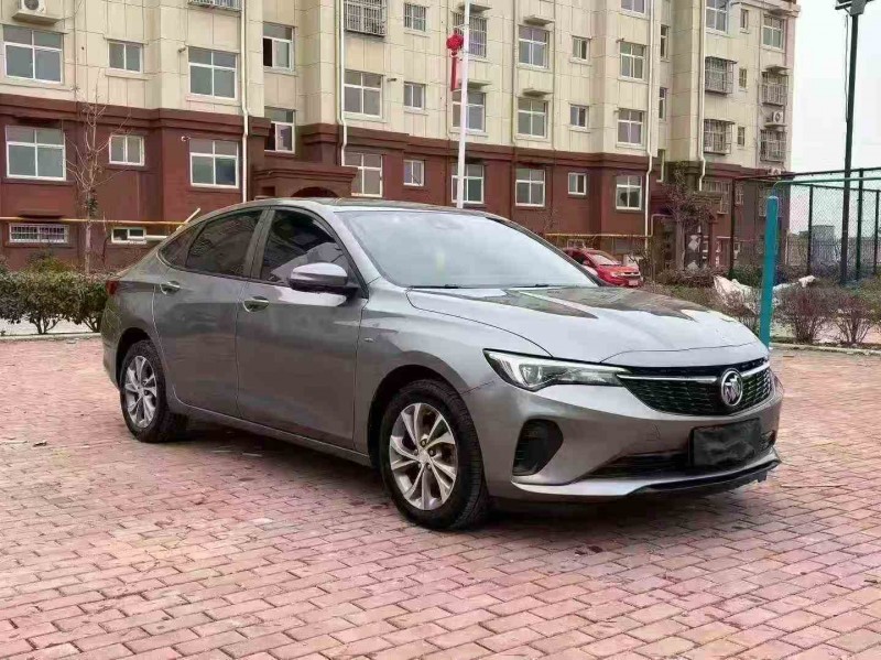 东营22年别克威朗2