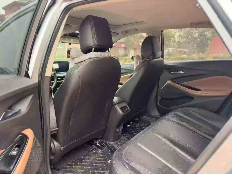 东营22年别克威朗5