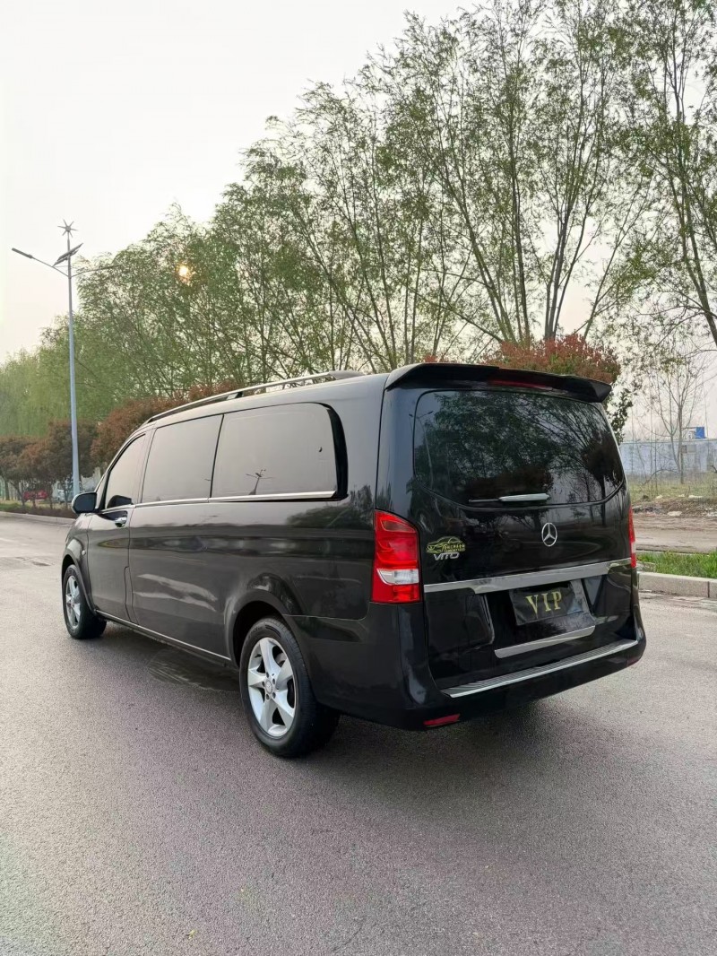 棗莊17年奔馳威霆8