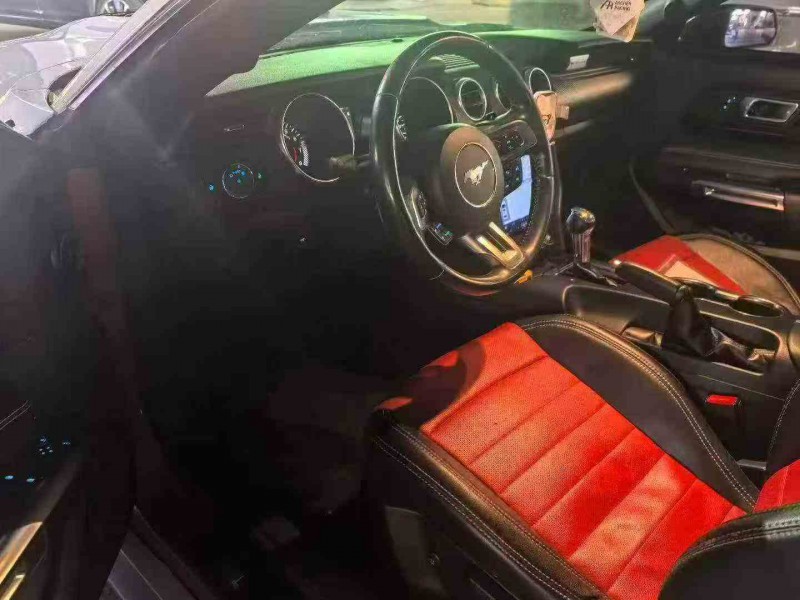 九江18年福特野马4