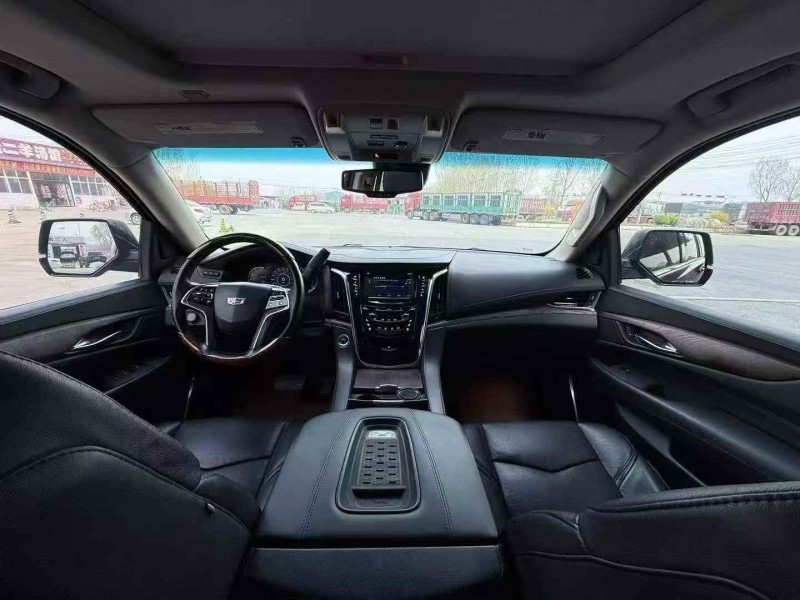 张家口17年凯迪拉克凯雷德5