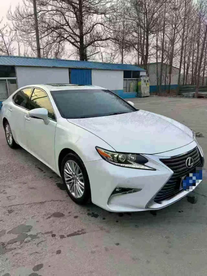 烟台18年雷克萨斯ES3