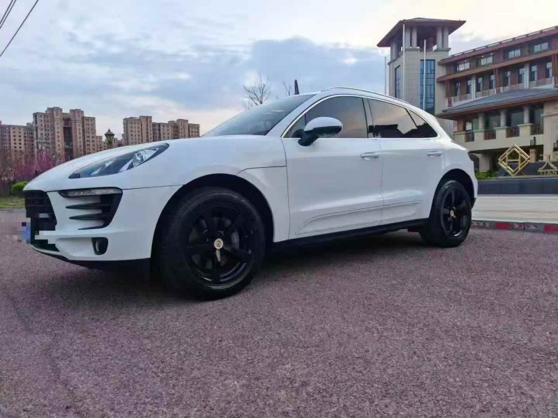 邯郸18年保时捷Macan2