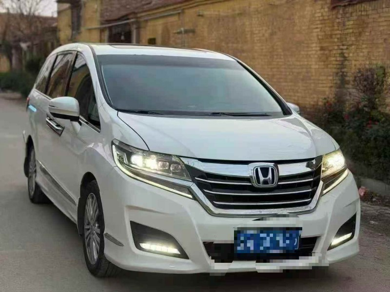 烟台18年本田艾力绅2