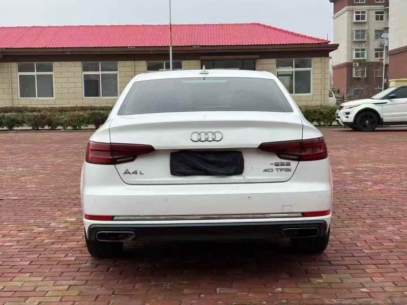 烟台21年奥迪A4L8