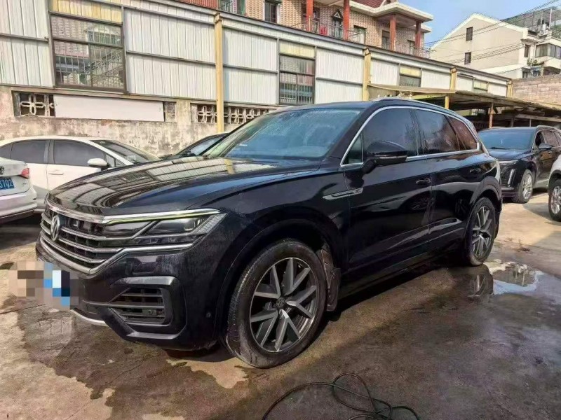 嘉兴20年大众途锐2