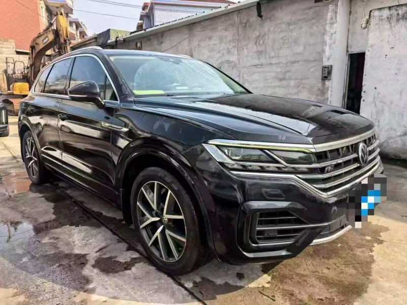 嘉兴20年大众途锐3