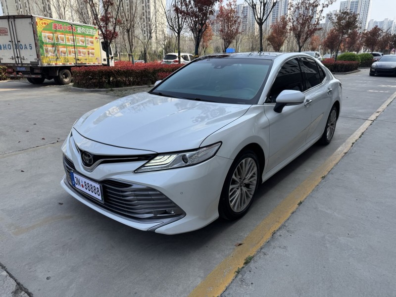 济宁20年丰田凯美瑞7