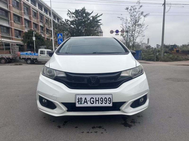 汕头19年本田飞度1