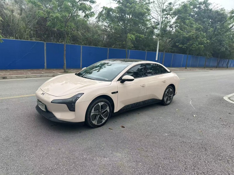 桂林25年小鵬汽車m032