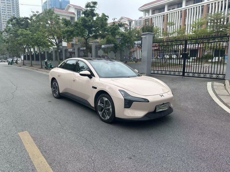 桂林25年小鵬汽車m038