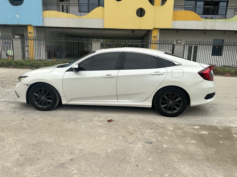 南宁20年本田思域5