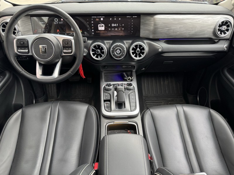 济宁21年长城汽车坦克4