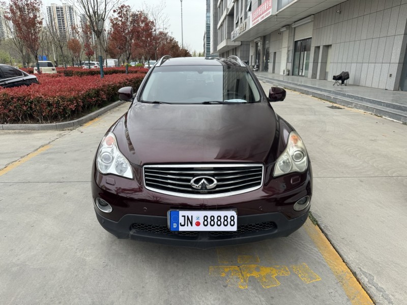 济宁15年英菲尼迪QX501