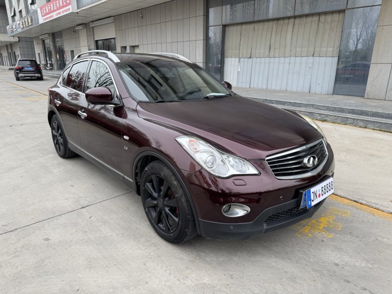 济宁15年英菲尼迪QX503