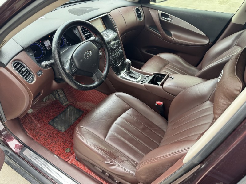 济宁15年英菲尼迪QX505