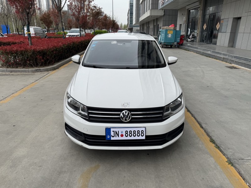 济宁20年大众桑塔纳1